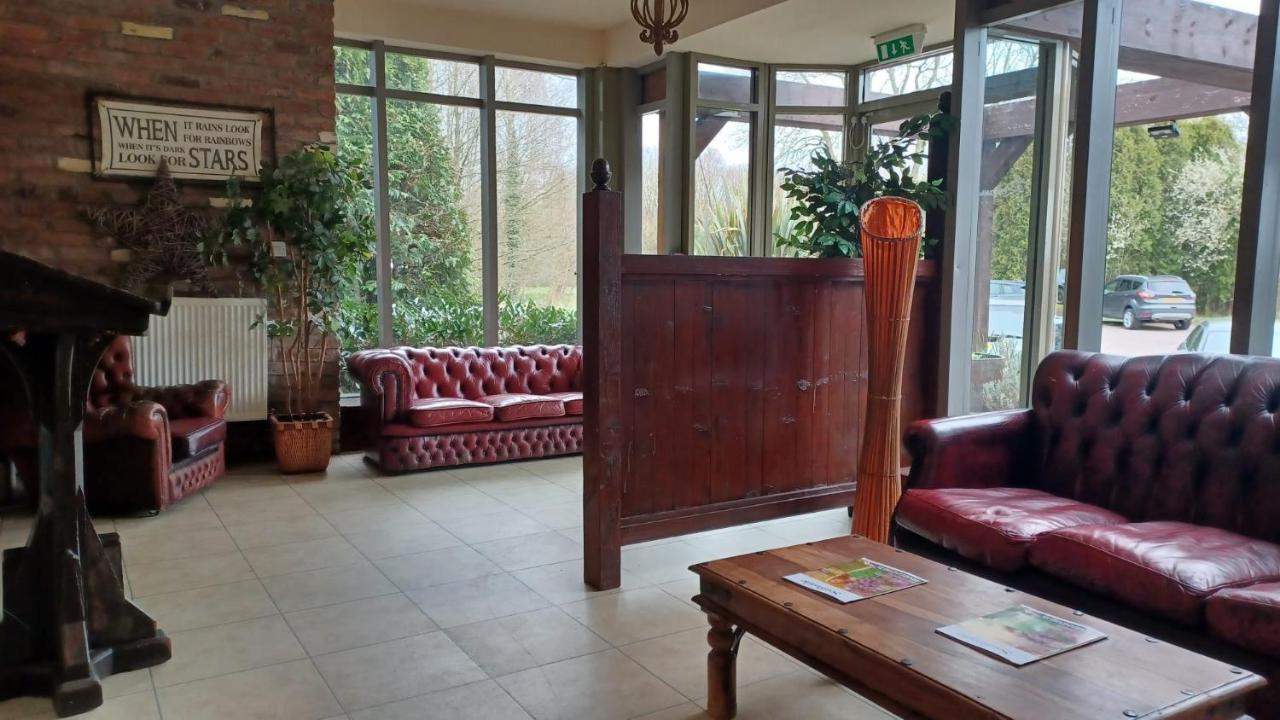 The Renishaw Rooms 외부 사진