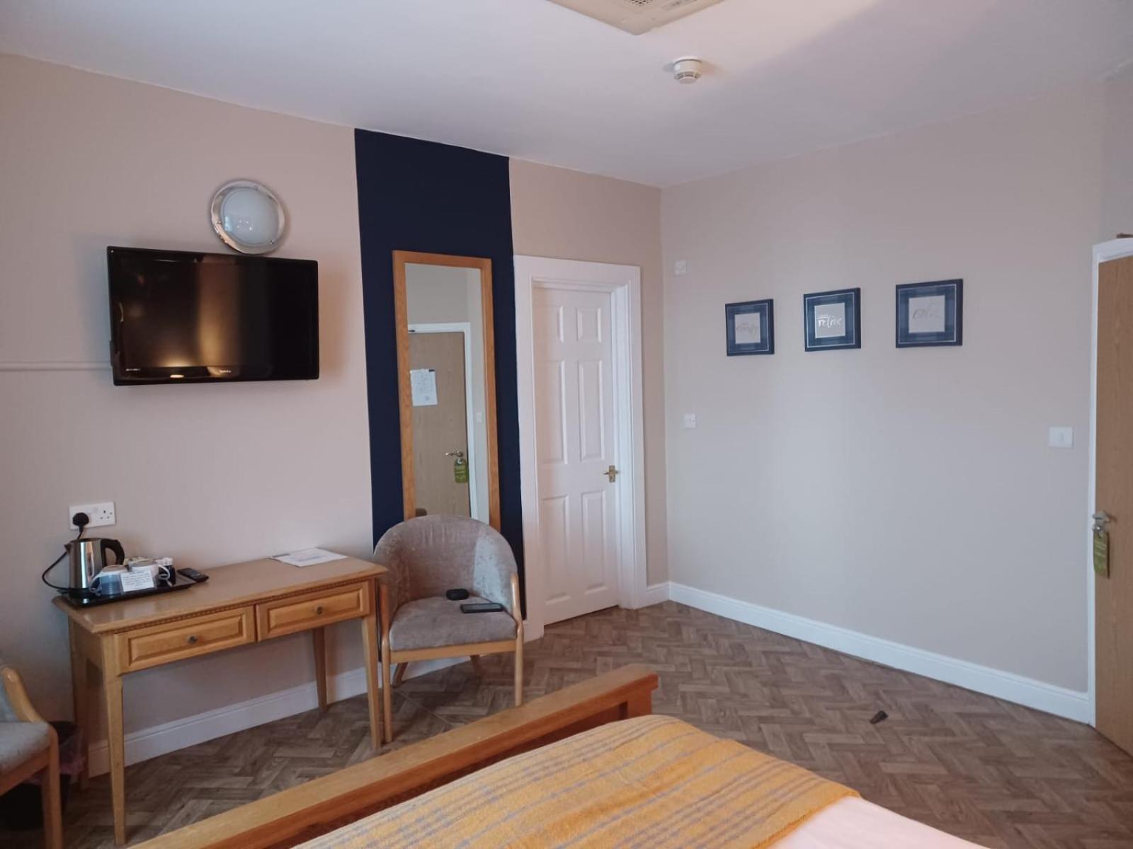 The Renishaw Rooms 외부 사진