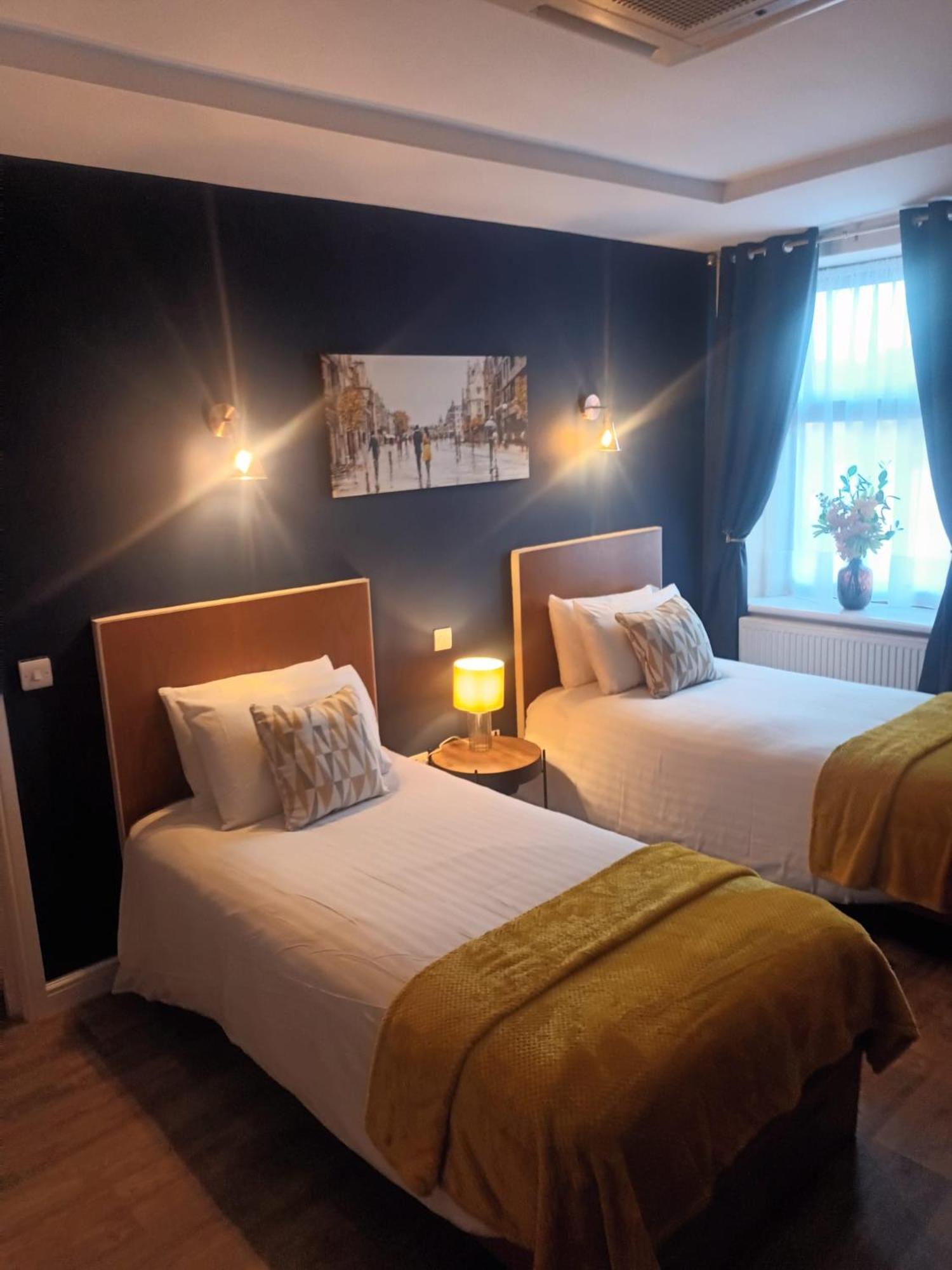 The Renishaw Rooms 외부 사진